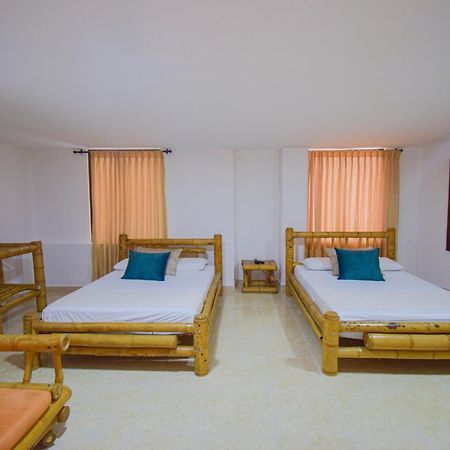 Hotel Toledo Plaza أرمينيا المظهر الخارجي الصورة