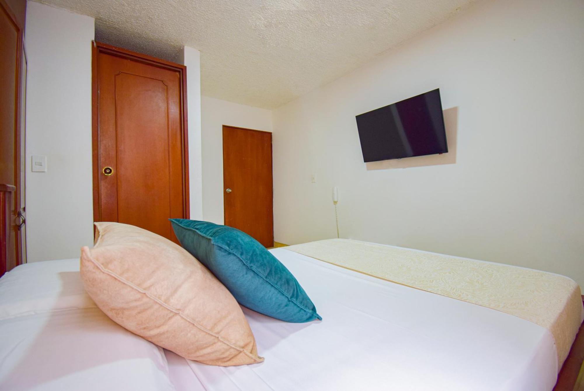 Hotel Toledo Plaza أرمينيا المظهر الخارجي الصورة