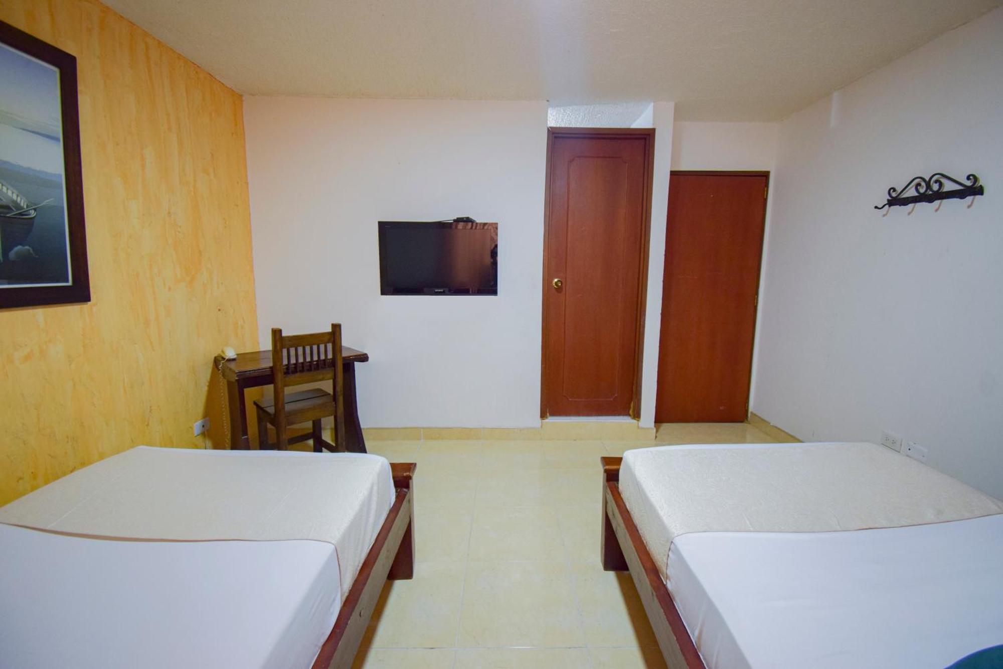 Hotel Toledo Plaza أرمينيا المظهر الخارجي الصورة