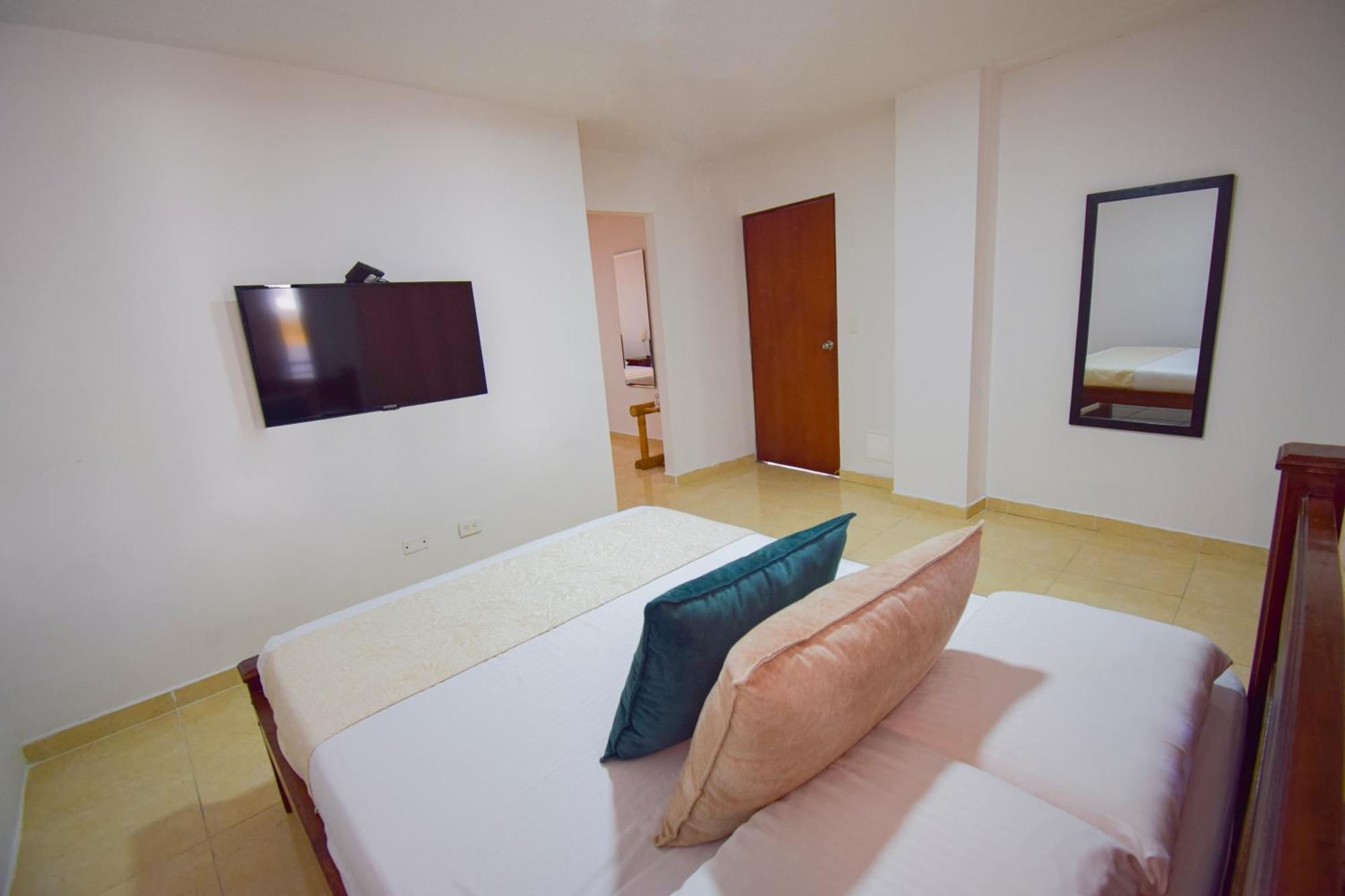 Hotel Toledo Plaza أرمينيا المظهر الخارجي الصورة