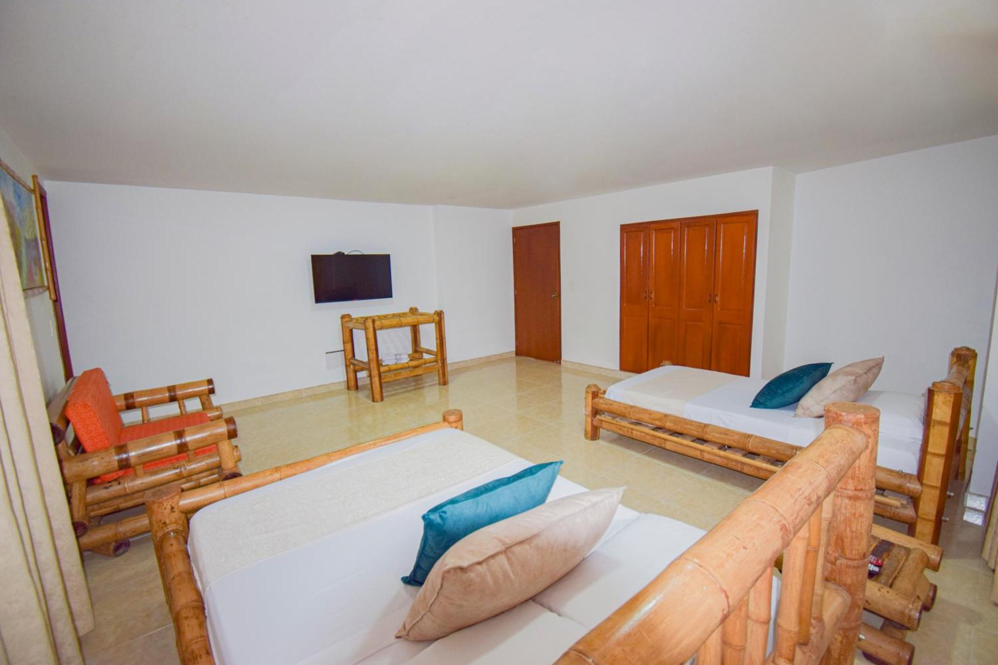 Hotel Toledo Plaza أرمينيا المظهر الخارجي الصورة