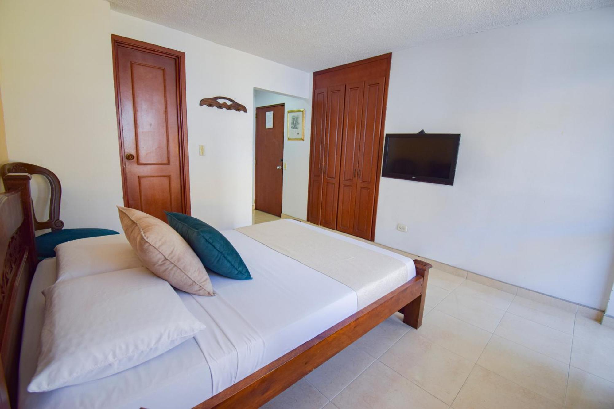 Hotel Toledo Plaza أرمينيا المظهر الخارجي الصورة